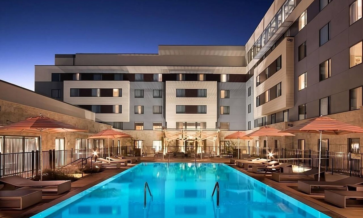 Bee Cave Apartment | Your Relaxing Getaway Awaits! Outdoor Pool Available, Free Parking!