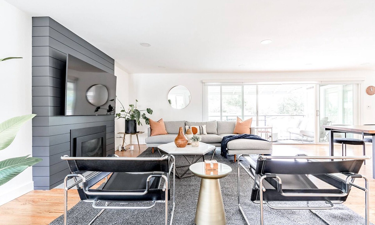 Northeast Bellevue House | Zen 7-BR Paradise w/Lake Views and Grape Garden