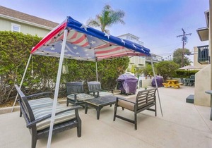 1 Bedroom Condo w/front patio and BBQ grill