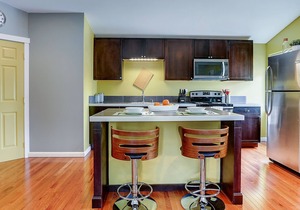 1 Mile to Downtown Bend from a large, spacious and well appointed accommodation!