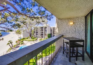 144 m² Condo ∙ 2 bedrooms ∙ 4 guests