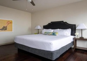18th FL Stylish CozySuites with pool, gym #1