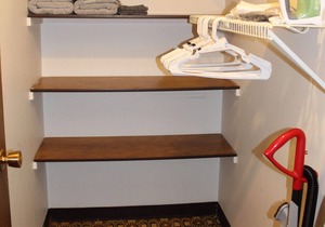 2 Bed, 1.5 Bath short and long term furnished rental in Fargo, ND.