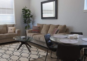 2 bedroom accommodation in Garden City