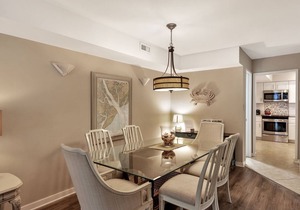 2 BR TH 1.5 Bath Sofa Bed Sleeps 6 Harbour View bPatio Pool WIFI