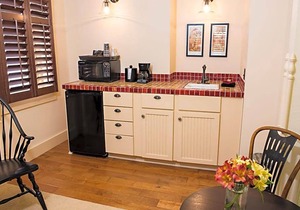 2-Star Hotel ∙ Chamberlin Inn