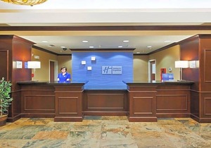 2-Star Hotel ∙ Holiday Inn Express and Suites Great Falls, an IHG Hotel