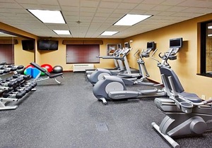 2-Star Hotel ∙ Holiday Inn Express and Suites Great Falls, an IHG Hotel