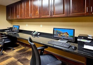 2-Star Hotel ∙ Holiday Inn Express and Suites Great Falls, an IHG Hotel