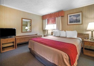 2-Star Hotel ∙ Rodeway Inn Pronghorn Lodge