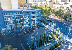 2-Star Hotel ∙ Days Inn by Wyndham San Diego/Downtown/Convention Center
