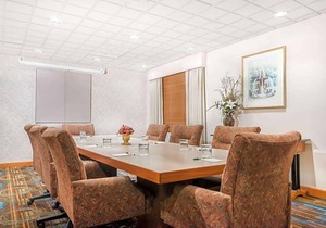 2-Star Hotel ∙ Wingate by Wyndham Lima