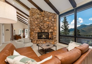 237 m² House ∙ 3 bedrooms ∙ 8 guests