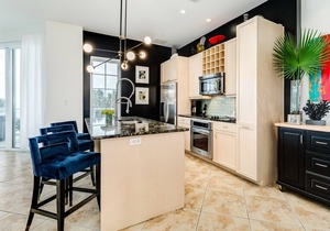 2nd Floor Beachfront Condo - Elevator, Private Balcony, POOL, Lazy River & more