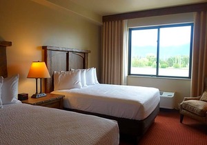 3-Star Hotel ∙ Glacier International Lodge