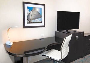3-Star Hotel ∙ Hilton San Diego Airport/Harbor Island