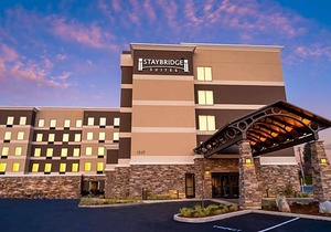 3-Star Hotel ∙ Staybridge Suites Coeur d'Alene, an IHG Hotel