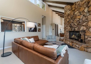 368 m² House ∙ 5 bedrooms ∙ 10 guests