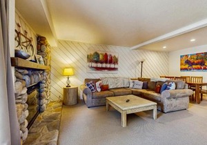 4311 Fairway 9