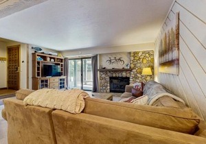 4311 Fairway 9