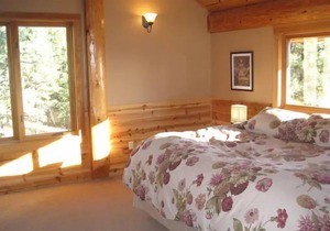 600 sq. ft. private suite on the upper floor of an amazing modern log home.
