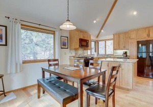 7 Cedar Private Cul de sac Forest View