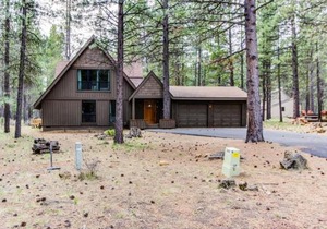 8 Cedar Lane