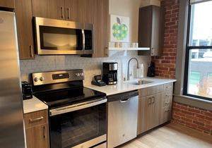 A Notable 1 Bed Travel Apartment Close to Many Spokane Attractions