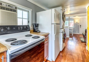 Adorable cottage — walk to downtown/BSU/River