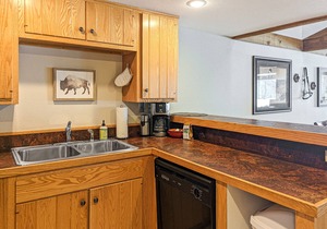 Amazing townhouse next to golf course with deck
