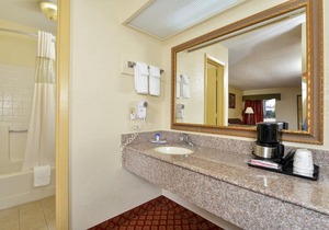 Americas Best Value Inn - Brookhaven