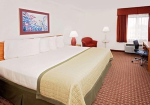 Baymont by Wyndham St Joseph Stevensville