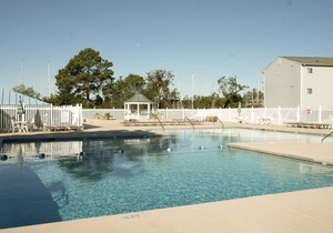 Beautiful 1 bedroom unit at resort, sleeps 8