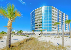 Beautiful 2 Bedroom /2 Bathroom Penthouse Directly on the Beach SB-1002