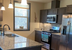 Beautiful Dover Bay Condo, Pend Orielle Lake/Schweitzer