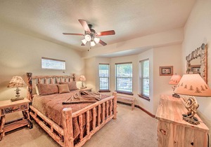 Beautiful Priest Lake Home on Golf Course!