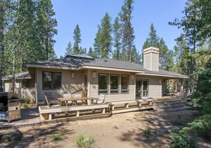 Beautiful, single-level 3 bedroom in central Sunriver - FILB01