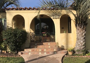 Beautiful Spanish Home in the Kensington Charming Neighborhood