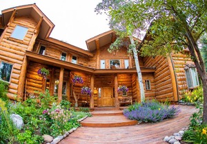Bentwood Inn