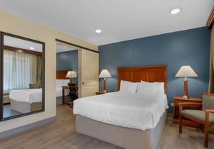 Best Western Plus Clocktower Inn