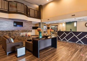 Best Western Plus Harrisburg East Inn & Suites