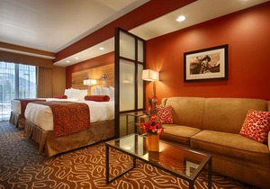 Best Western Premier Ivy Inn & Suites