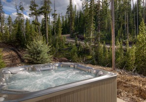 Big Sky Vacation Rentals: Homestead 12 Claim Jumper