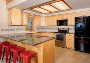 Big Sky Vacation Rentals: Beaverhead 123 BH 301