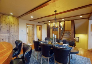 Big Sky Vacation Rentals: Black Eagle 16