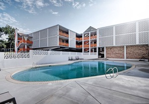 Brand new studio apartment - available for short or long term lease!