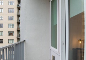 Breathtaking 2 Bed apartment located in SoNo neighborhood