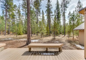 Cabin with Eight SHARC Passes, Access to Shared Pools, Hot Tub & Other Amenities