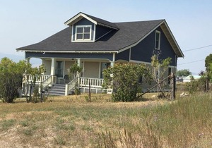 Charming House On The Hill With Views Of The Anaconda Range