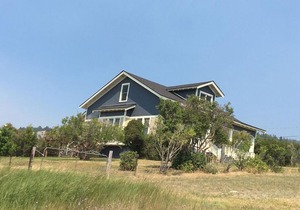 Charming House On The Hill With Views Of The Anaconda Range